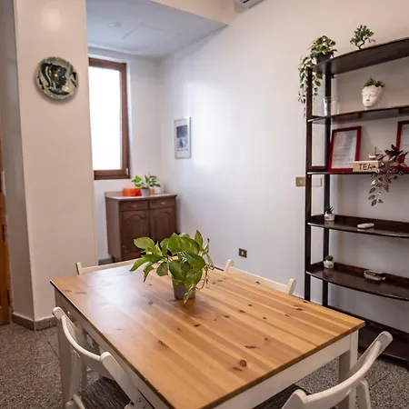 Apartment Domus Pretorio *