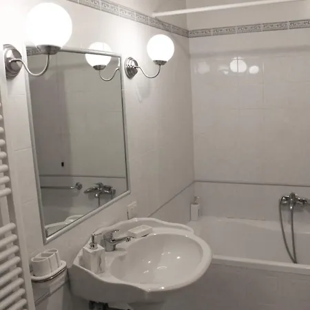 Domus Pretorio Апартаменты Рим